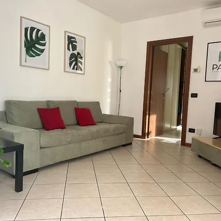 Pao - Borgo Milano Apartman *